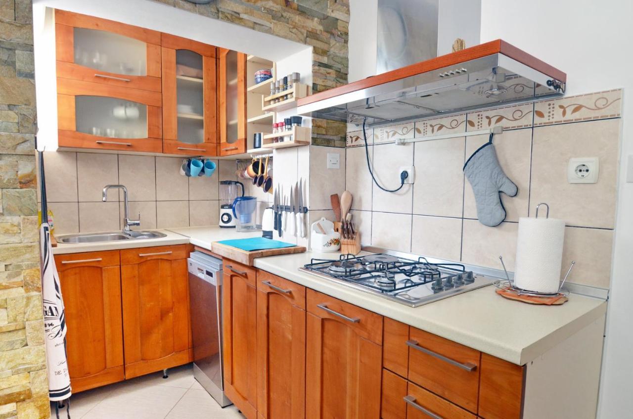 Apartment Oaza Котор Екстер'єр фото